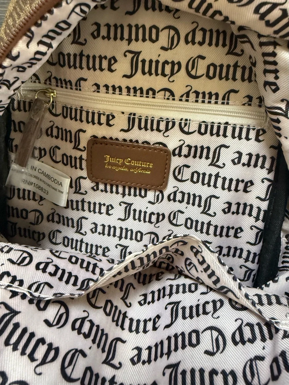 Juicy Couture compact juicy